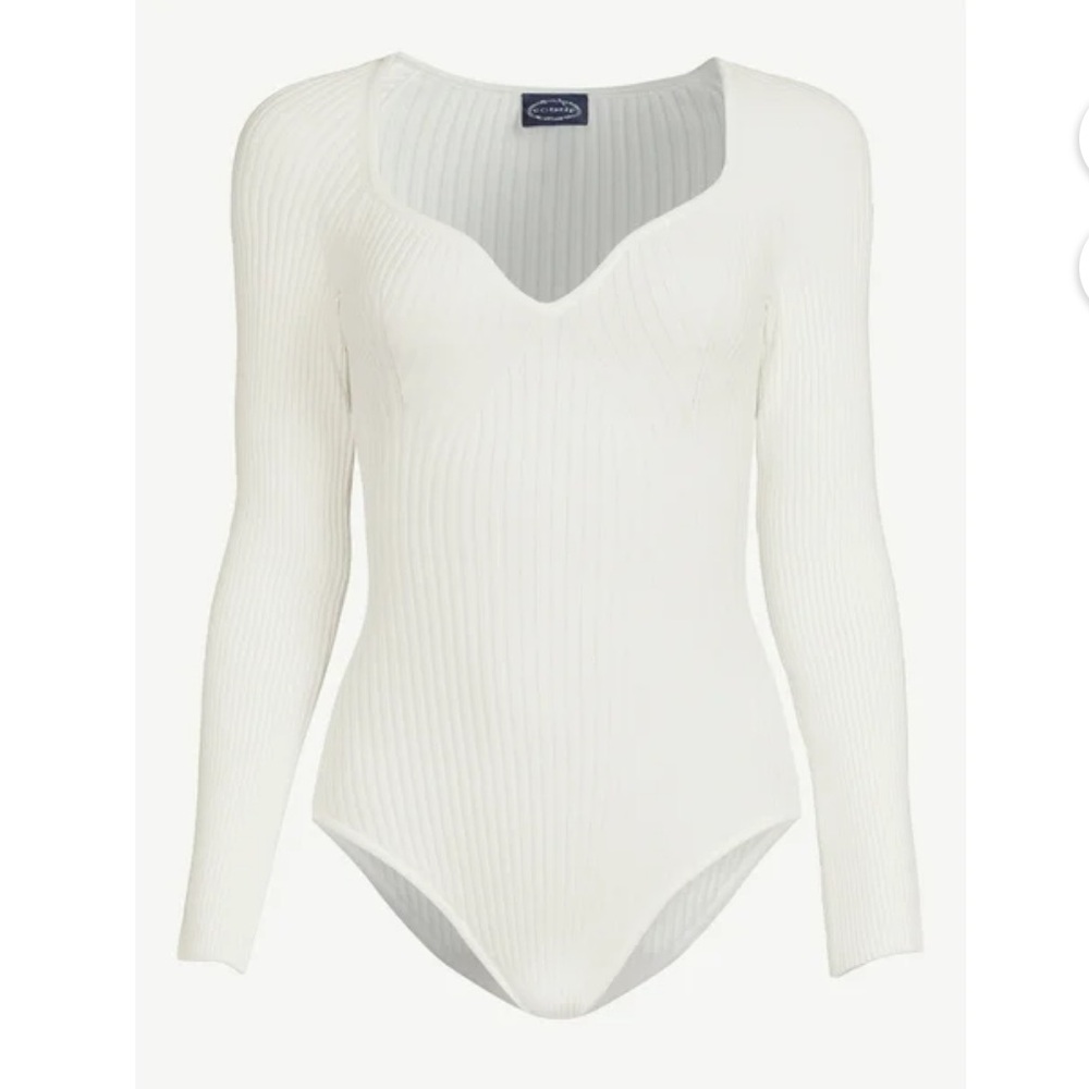 ‼️SALE‼️ Scoop Chic bone Ribbed Long Sleeve sweetheart neck Bodysuit